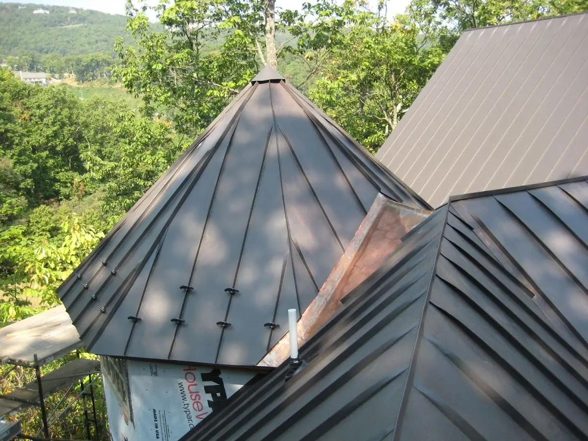 Professional Gutter Cleaning by Craftsman Roofing in Newport Heights